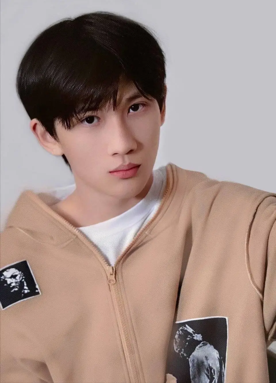 TF家族三代恋爱传闻_tf三代有哪几个有黑料的明星,_TF家族三代养成系爱豆