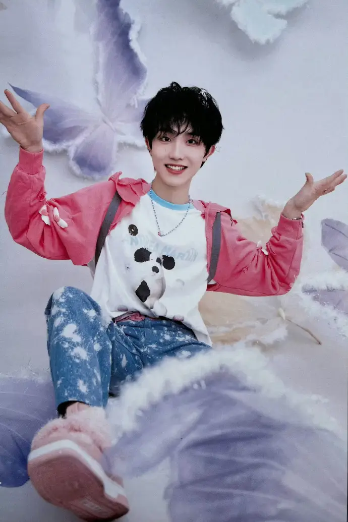 TF家族三代成员恋爱传闻_TF家族三代养成系爱豆_tf三代有哪几个有黑料的明星,